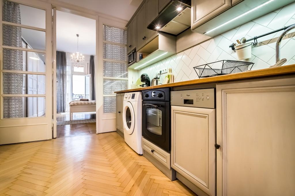 Bpr Charming Design Apartment With Balcony, A/C 부다페스트 외부 사진