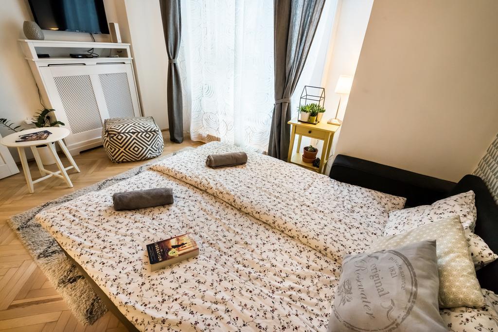 Bpr Charming Design Apartment With Balcony, A/C 부다페스트 외부 사진